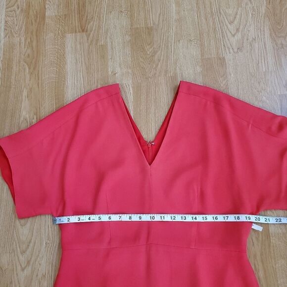 Lewit Dolman-Sleeve V-Neck Crepe Dress size 12 in Red- NEW - Picture 8 of 11
